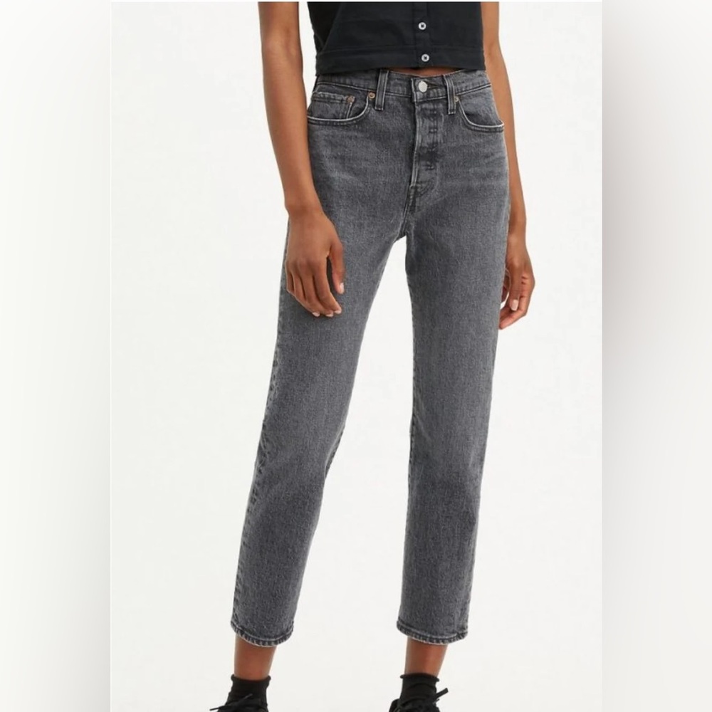 Levi’s Wedgie Straight Jean in Break a Leg